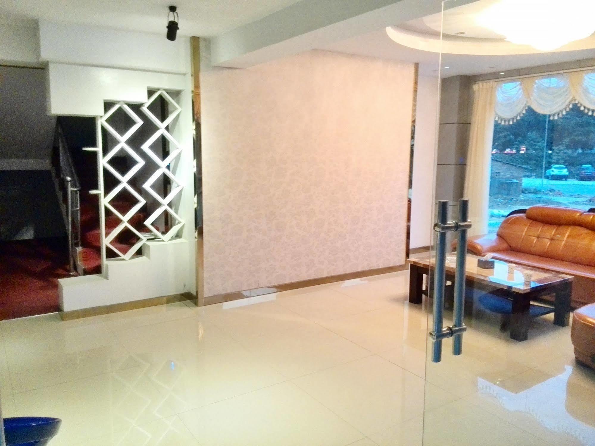 Guilin Tianyi Business Hotel Kültér fotó